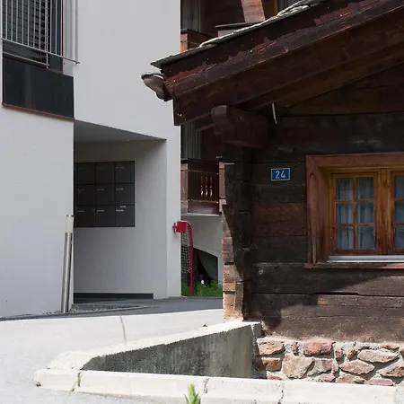 Meric Apartment *